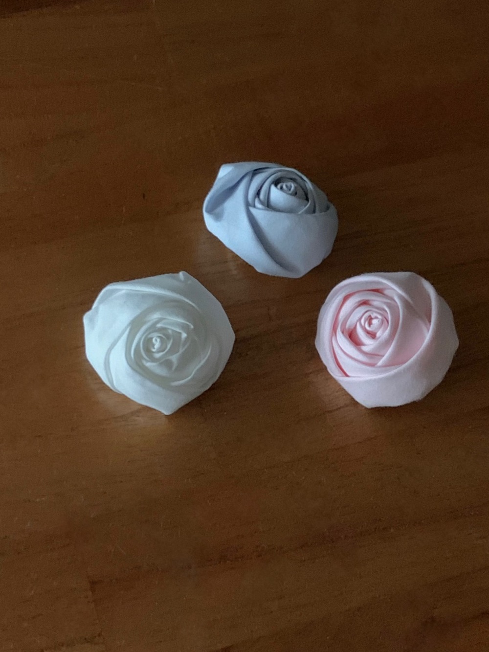 mini rose corsage